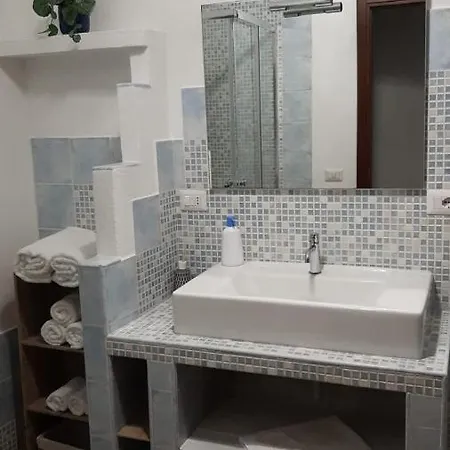 Civico 16a - - With Private Parking *