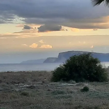 Civico 16a - - With Private Parking Apartment