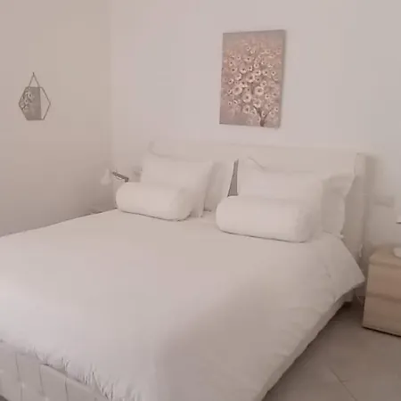 Civico 16a - - With Private Parking * Quartu Sant'Elena